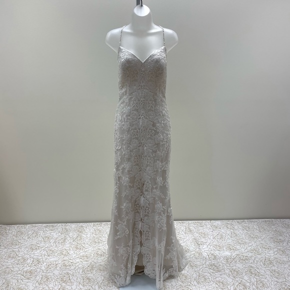 NWT Thin Strap w/ Open Front Slit Wedding Dress